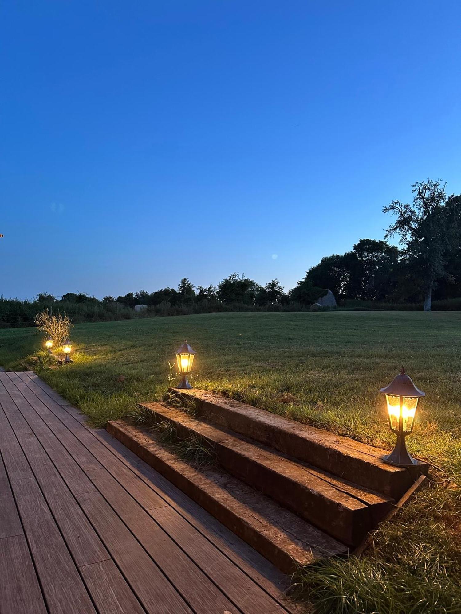 Gite Confortable Au Milieu Des Pres - La Ferme De Montigny Neauphe-Sur-Dive Εξωτερικό φωτογραφία